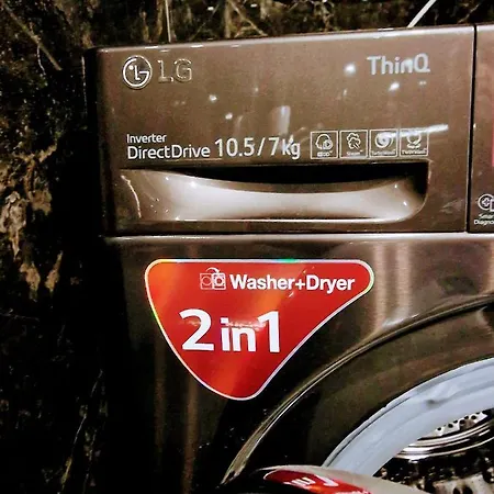 Block Wilson Apartment *