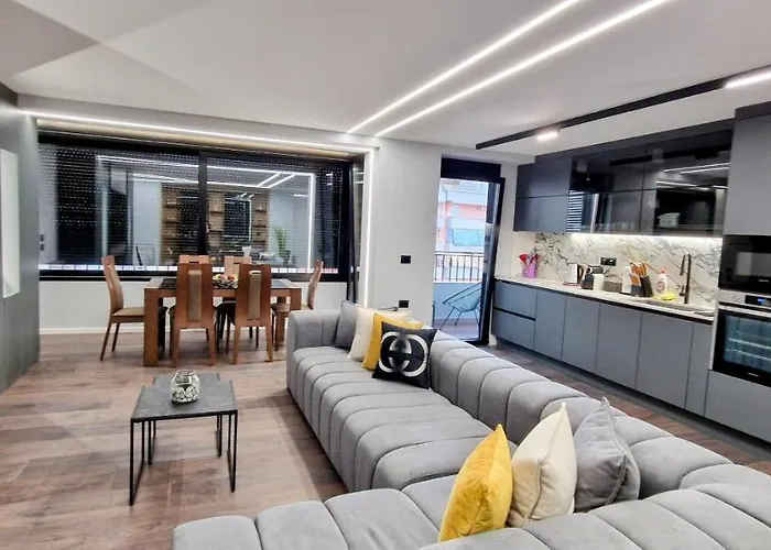 Block Wilson * ティラナ